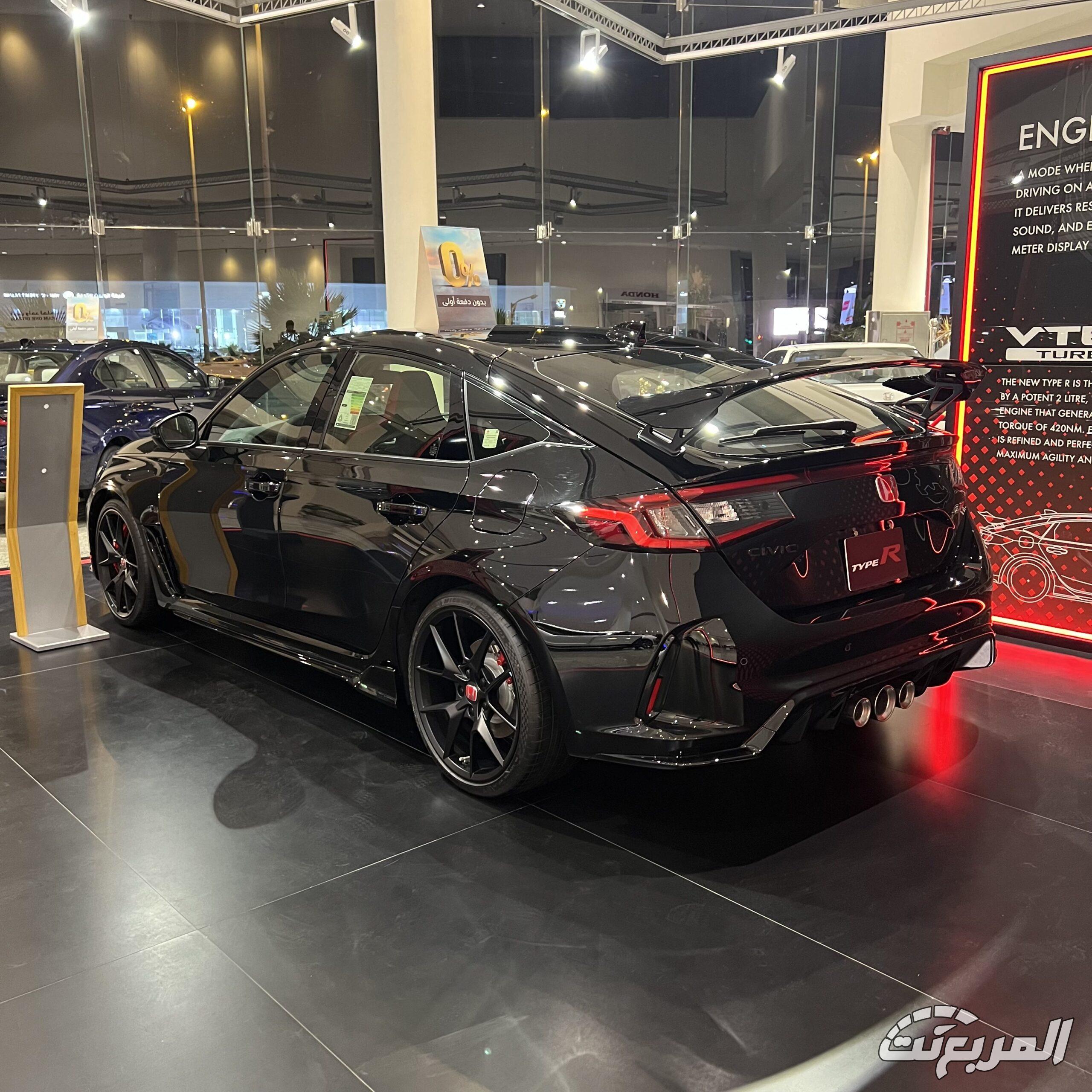 مميزات هوندا سيفيك تايب R 2026 بالتفصيل مع استعراض القوة والتسارع مميزات هوندا سيفيك تايب R 2026 40
