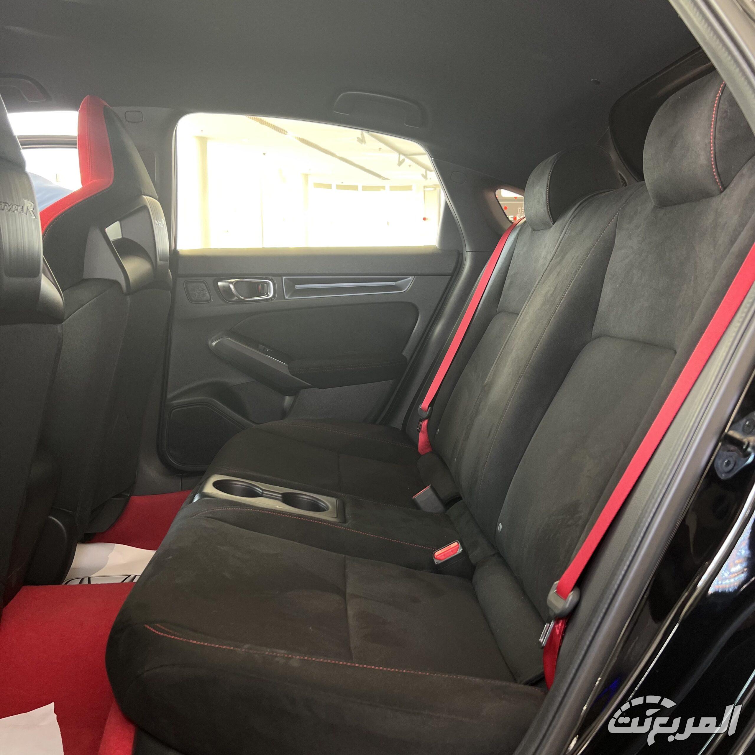 مميزات هوندا سيفيك تايب R 2026 بالتفصيل مع استعراض القوة والتسارع مميزات هوندا سيفيك تايب R 2026 6