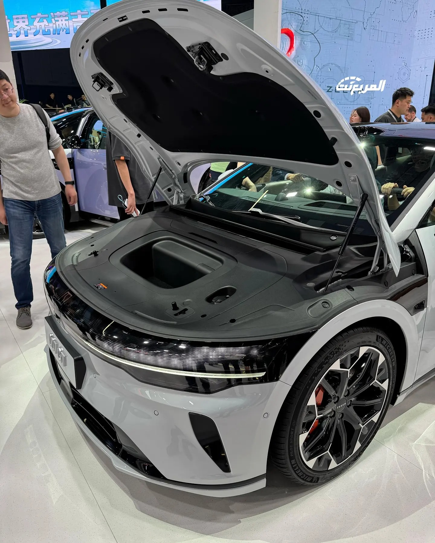 مواصفات زيكر 007 GT 2026 بالتفصيل: تصميم رياضي وتقنيات ذكية مواصفات زيكر 007 GT 2026 10