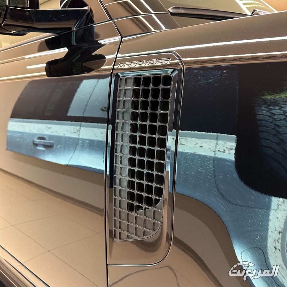 مواصفات لاندروفر ديفندر 90 2026: قدرات قوية وتصميم أيقوني للطرق الوعرة مواصفات لاندروفر ديفندر 90 2026 18