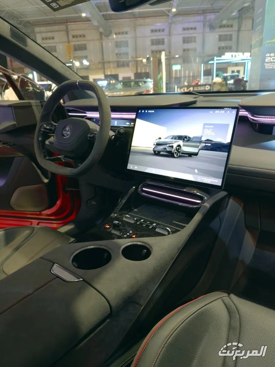 لوتس إليترا 2026 ماذا تقدم لمن يبحث عن SUV كهربائية مختلفة فعلًا؟ مواصفات لوتس اليترا 2026 19