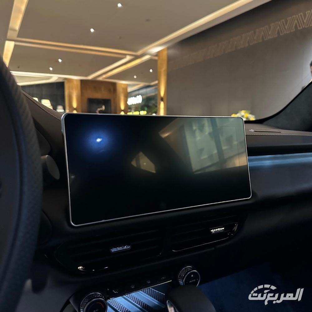 مواصفات لوتس اميرا 2026 3
