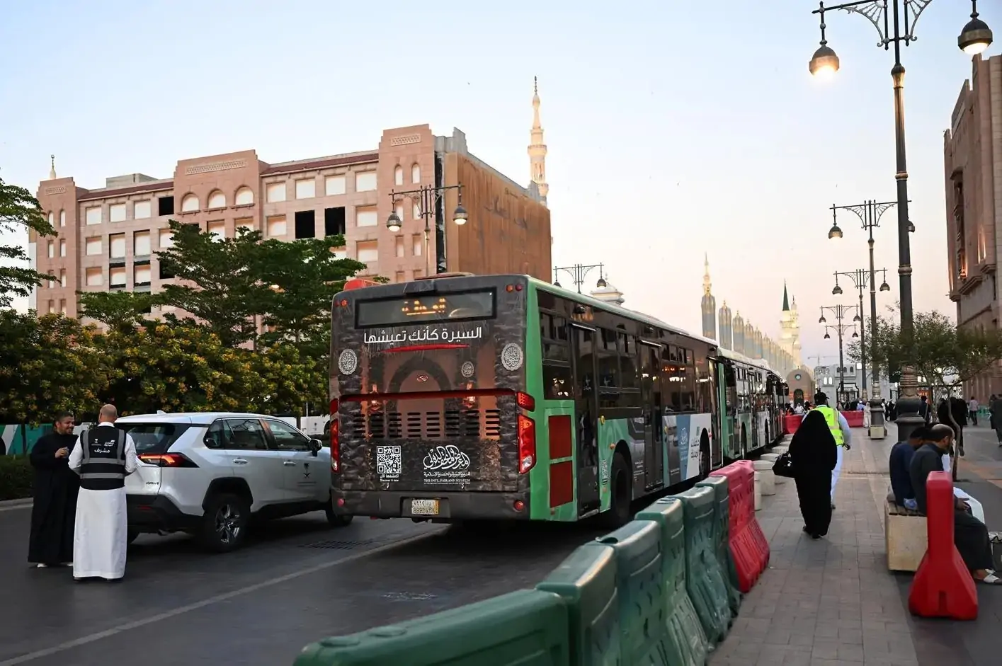 إقبال واسع على حافلات المدينة خلال رمضان..أكثر من مليوني مستفيد في 20 يوماً إقبال واسع على حافلات المدينة خلال رمضان..أكثر من مليوني مستفيد في 20 يوماً 3