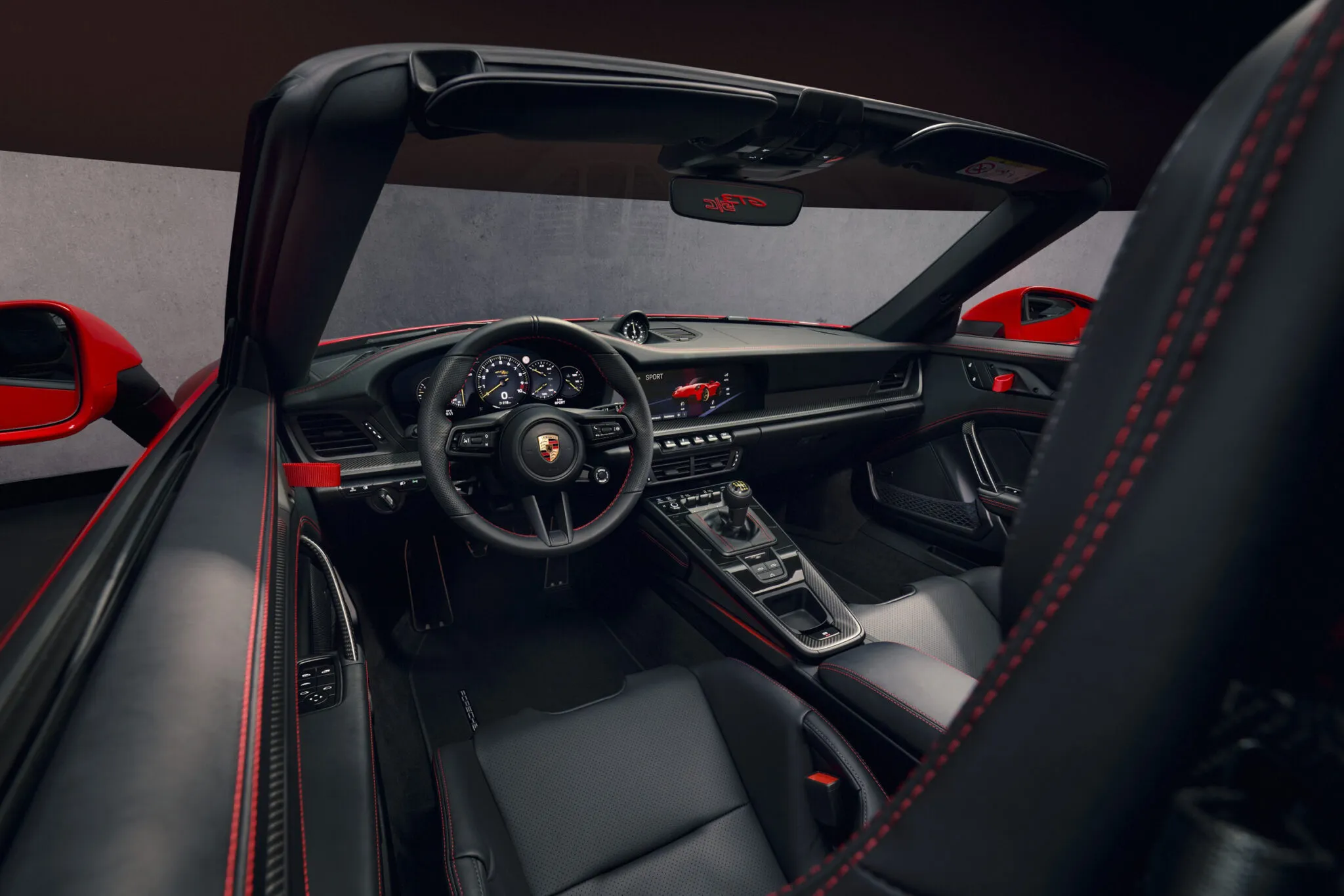 بورش 911 GT3 S/C موديل 2027 هي أول GT3 بسقف مكشوف وناقل يدوي حصري! 4