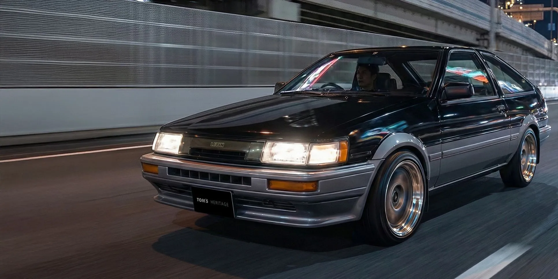 تويوتا AE86 الأيقونية تعود في إصدار عصري معدل في اليابان بمحرك أقوى وسعر 389,000 ريال تويوتا AE86 الأيقونية تعود في إصدار عصري معدل في اليابان بمحرك أقوى وسعر 389,000 ريال 3