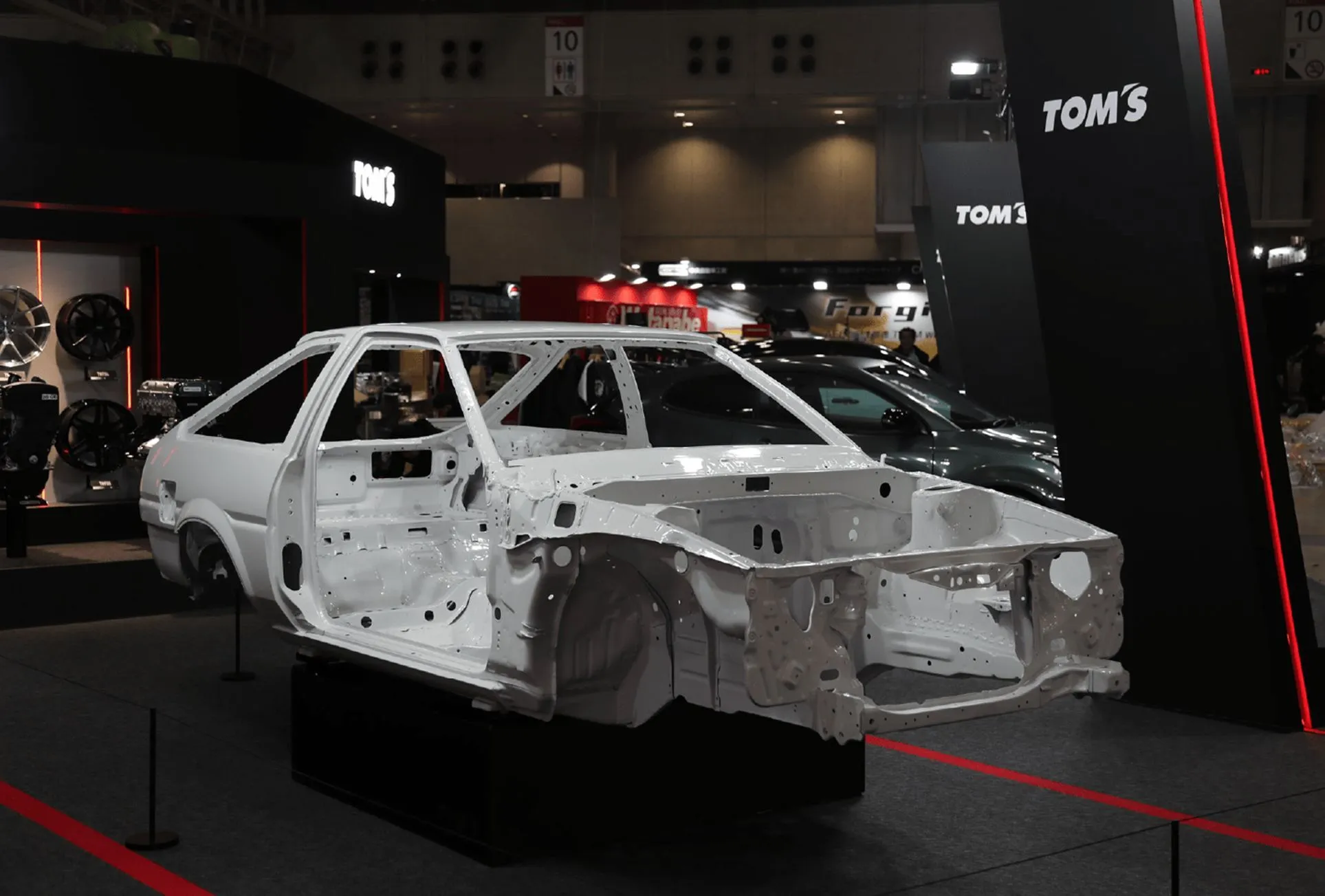 تويوتا AE86 الأيقونية تعود في إصدار عصري معدل في اليابان بمحرك أقوى وسعر 389,000 ريال تويوتا AE86 الأيقونية تعود في إصدار عصري معدل في اليابان بمحرك أقوى وسعر 389,000 ريال 5