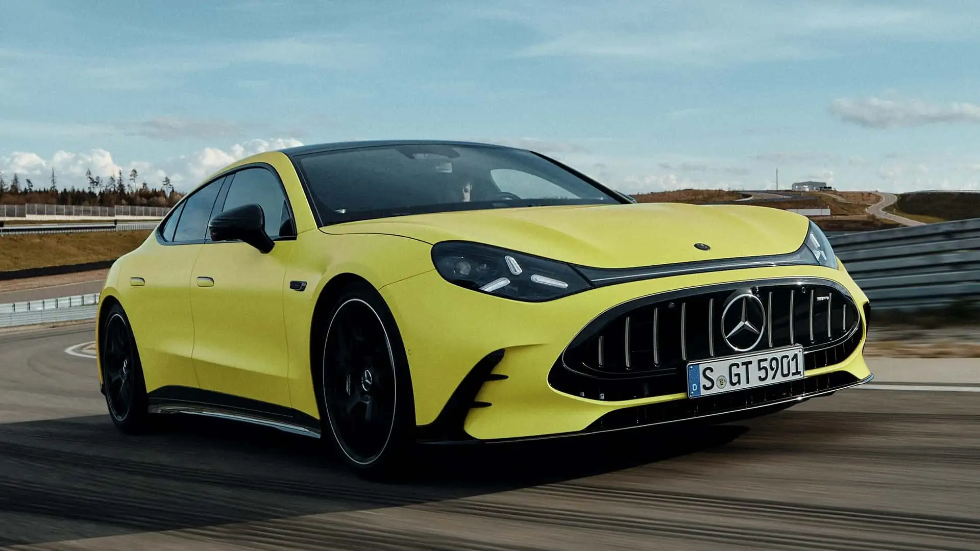 مرسيدس AMG GT 2027 بأربعة أبواب تنطلق رسمياً بقوة 1153 حصان! 7