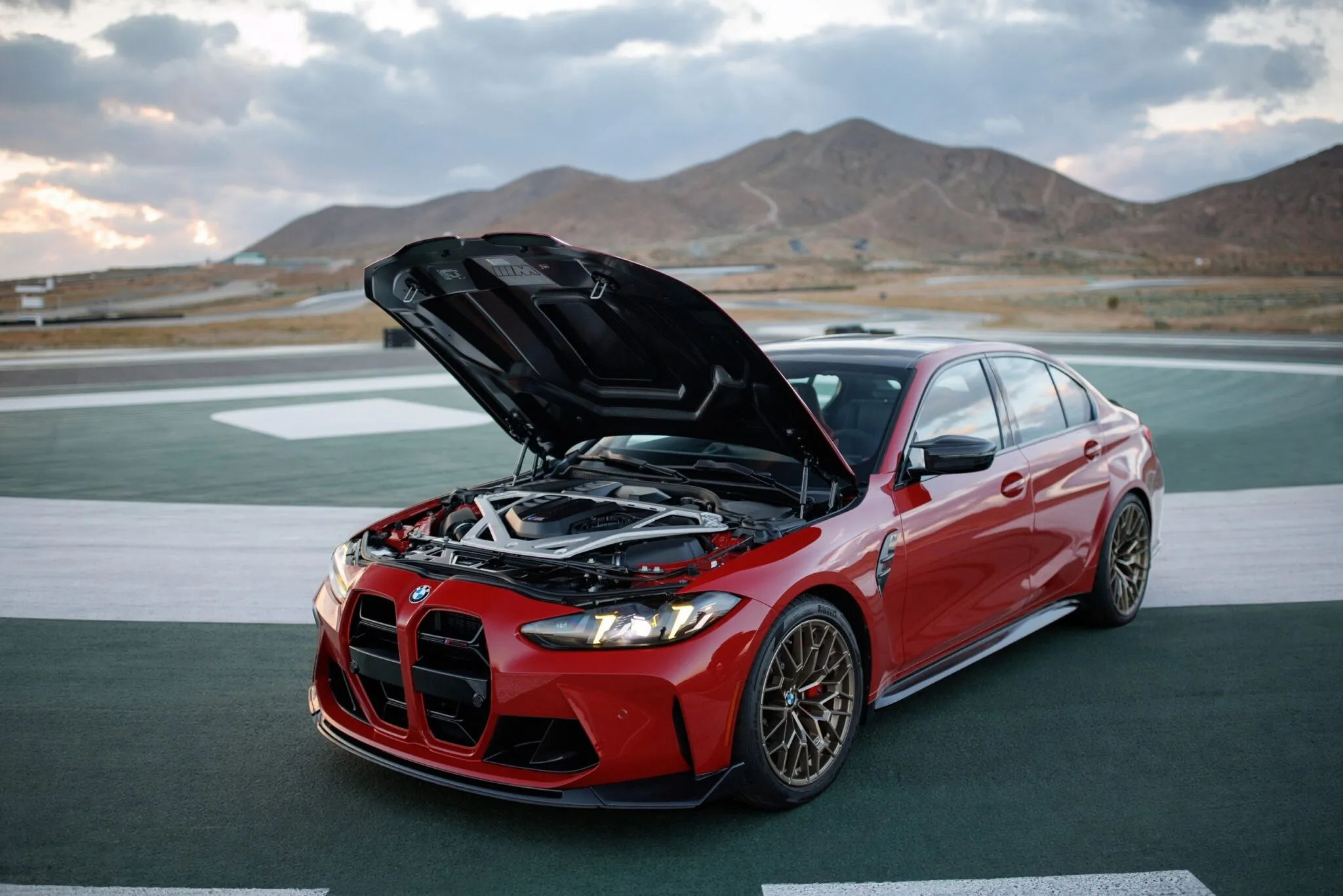 بي ام دبليو تودع M3 الجيل الحالي بإصدار نهائي لعشاق الأداء والناقل اليدوي بي ام دبليو تودع M3 الجيل الحالي بإصدار نهائي لعشاق الأداء والناقل اليدوي 22