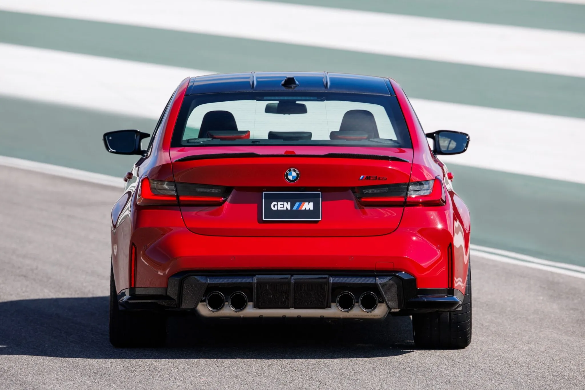 بي ام دبليو تودع M3 الجيل الحالي بإصدار نهائي لعشاق الأداء والناقل اليدوي بي ام دبليو تودع M3 الجيل الحالي بإصدار نهائي لعشاق الأداء والناقل اليدوي 28