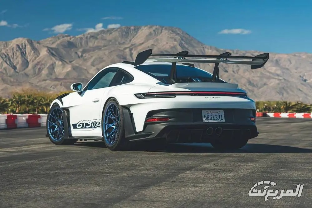كم سعر بورش 911 موديل 2026 في السعودية؟ دليل فئات الأيقونة الألمانية ومواصفاتها كم سعر بورش 911 موديل 2026 في السعودية؟ دليل فئات الأيقونة الألمانية ومواصفاتها 1