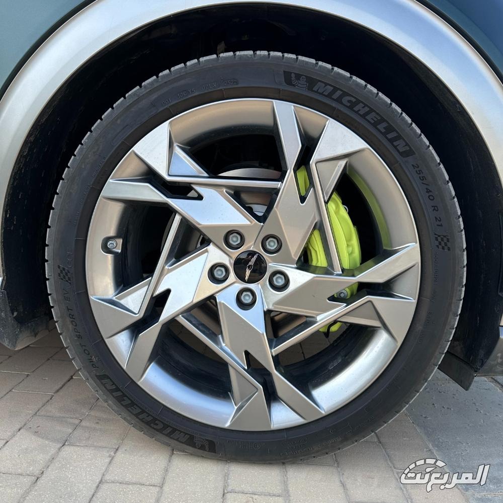 سيارات جينيسيس للعائلات 10