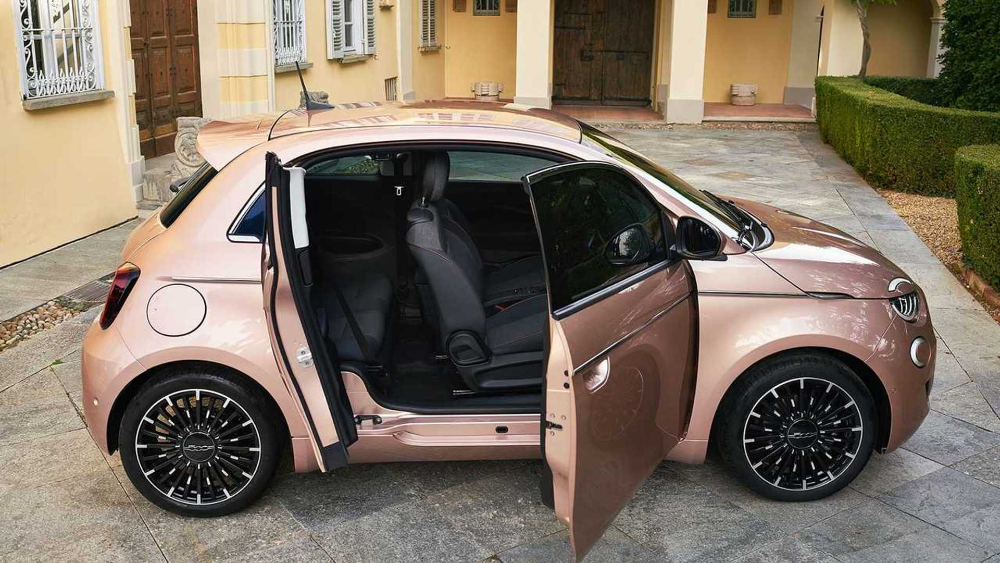 فيات-500e-المربع-نت-1-5