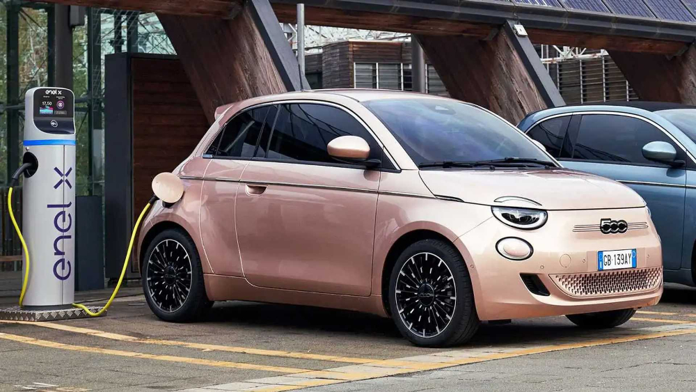 فيات-500e-المربع-نت-13-4