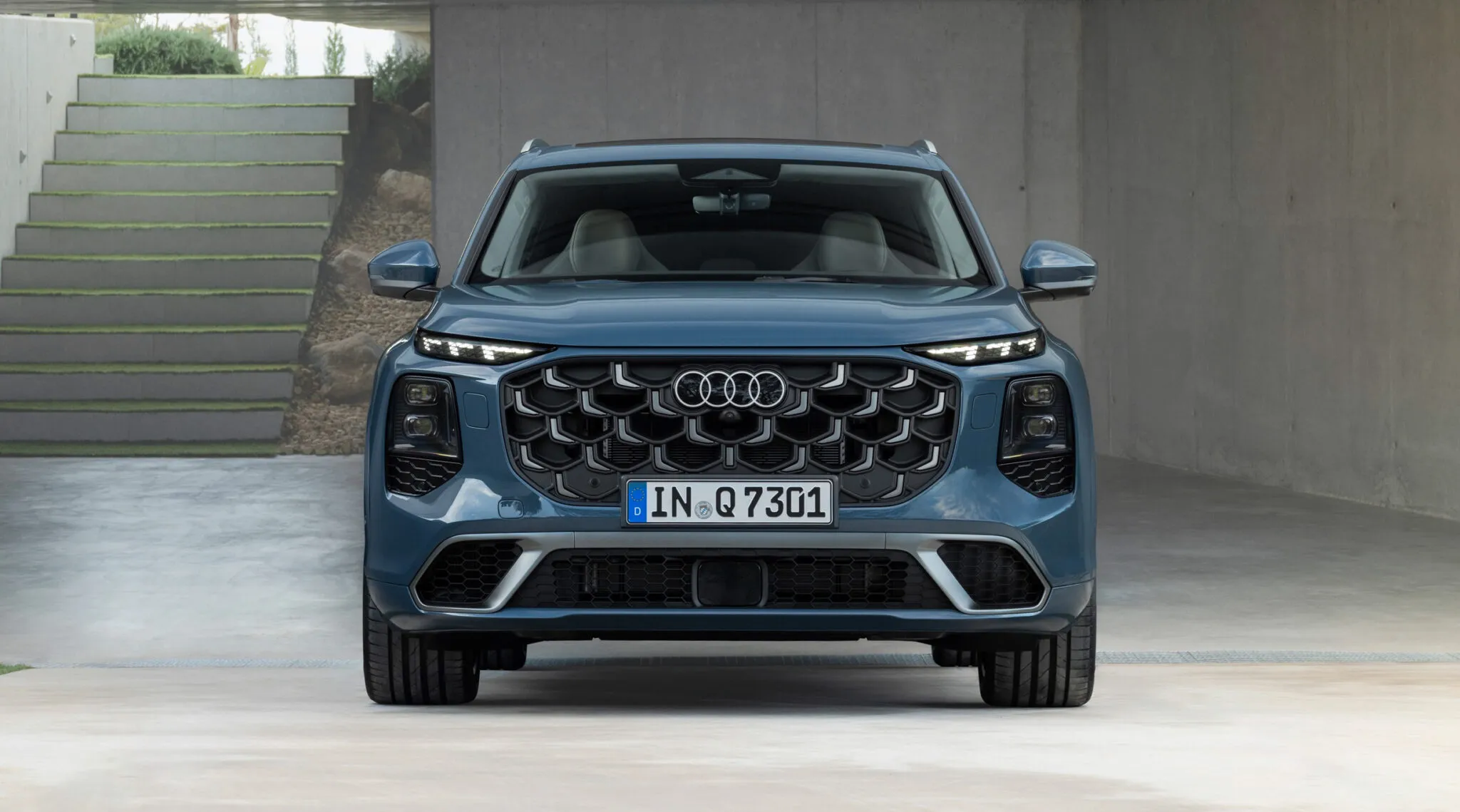 اودي Q7 2027 الجيل الجديد كلياً ينطلق رسمياً بتصميم أقوى وتقنيات مبتكرة اودي Q7 2027 الجيل الجديد كلياً ينطلق رسمياً بتصميم أقوى وتقنيات مبتكرة 12