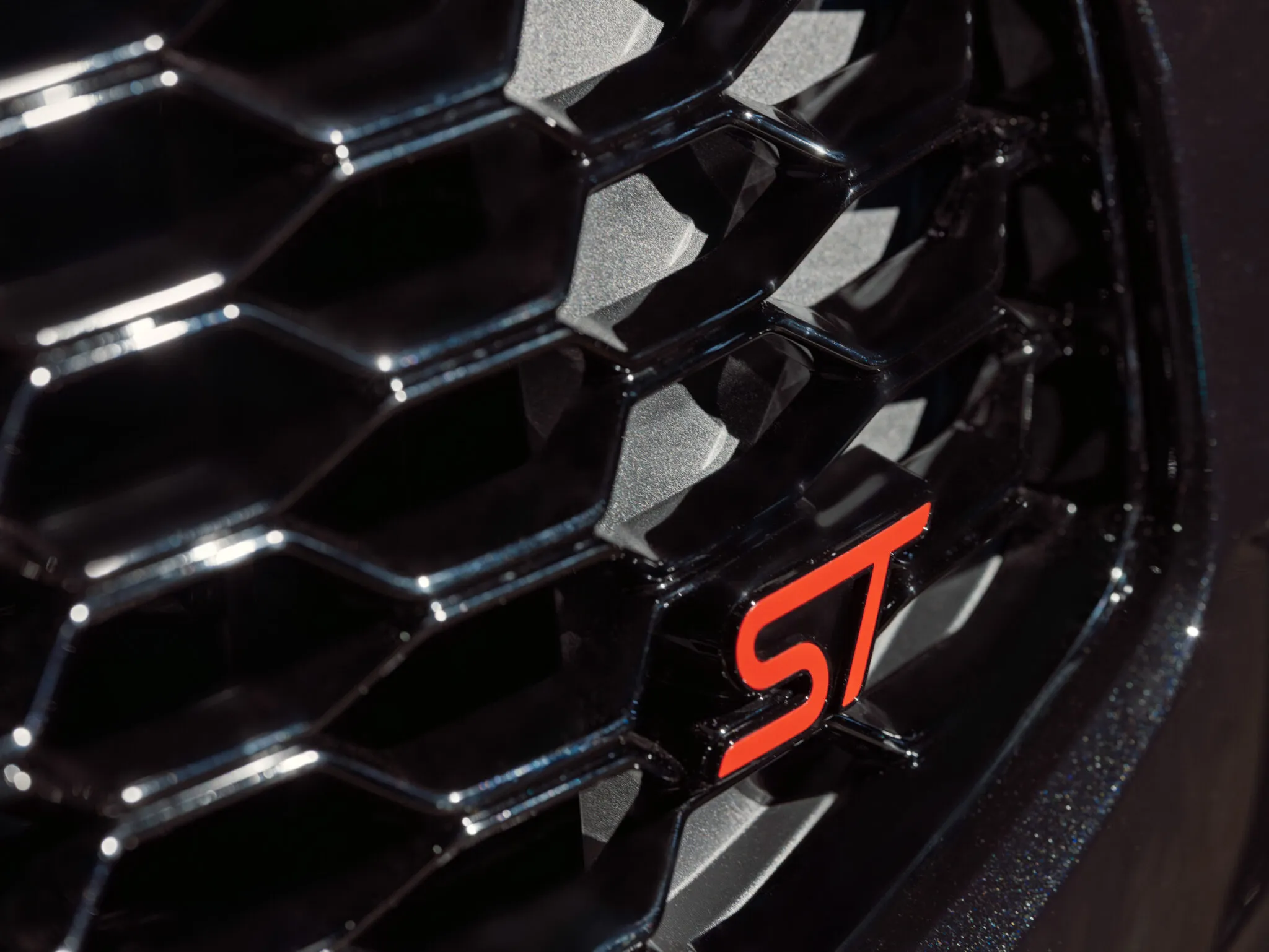 فورد إكسبلورر ST 2027 تحصل على إصدار Sinister الجديد بمظهر أكثر شراسة فورد إكسبلورر ST 2027 تحصل على إصدار Sinister الجديد بمظهر أكثر شراسة 11
