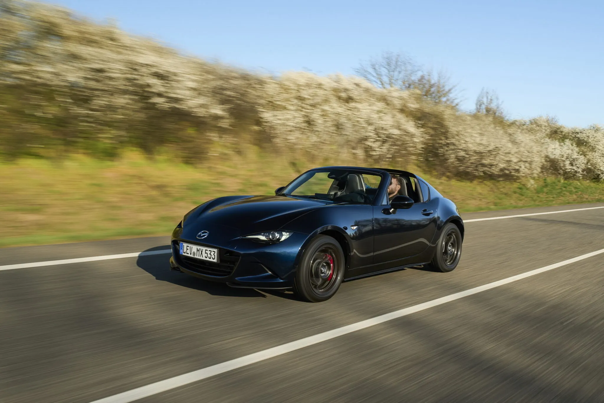 مازدا تحدث MX-5 مياتا موديل 2027 بإصدار خاص وقوة أكبر 2