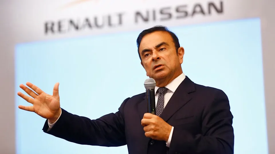 مساهمو نيسان يهاجمون الإدارة وبعضهم يطالب بعودة كارلوس غصن! مساهمو نيسان يهاجمون الإدارة وبعضهم يطالب بعودة كارلوس غصن! 1