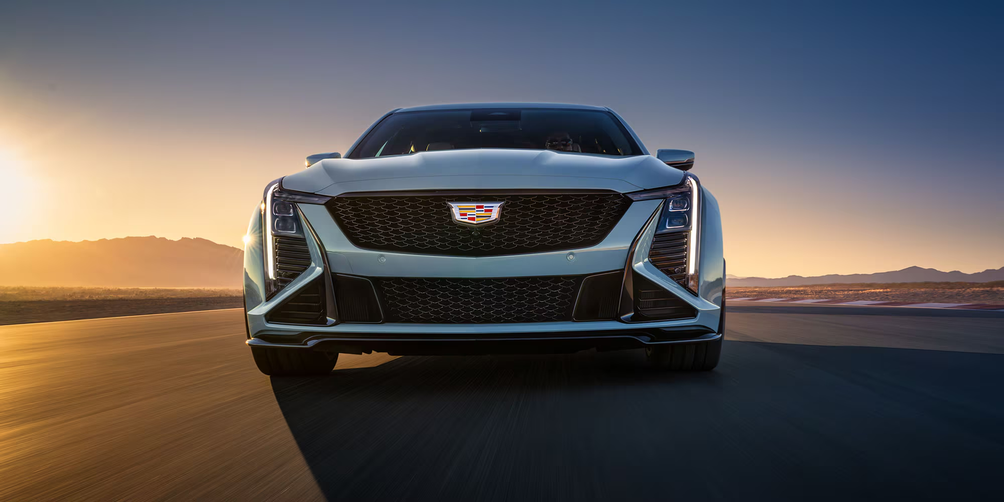 كاديلاك-ct5-v-المربع-نت-15-2