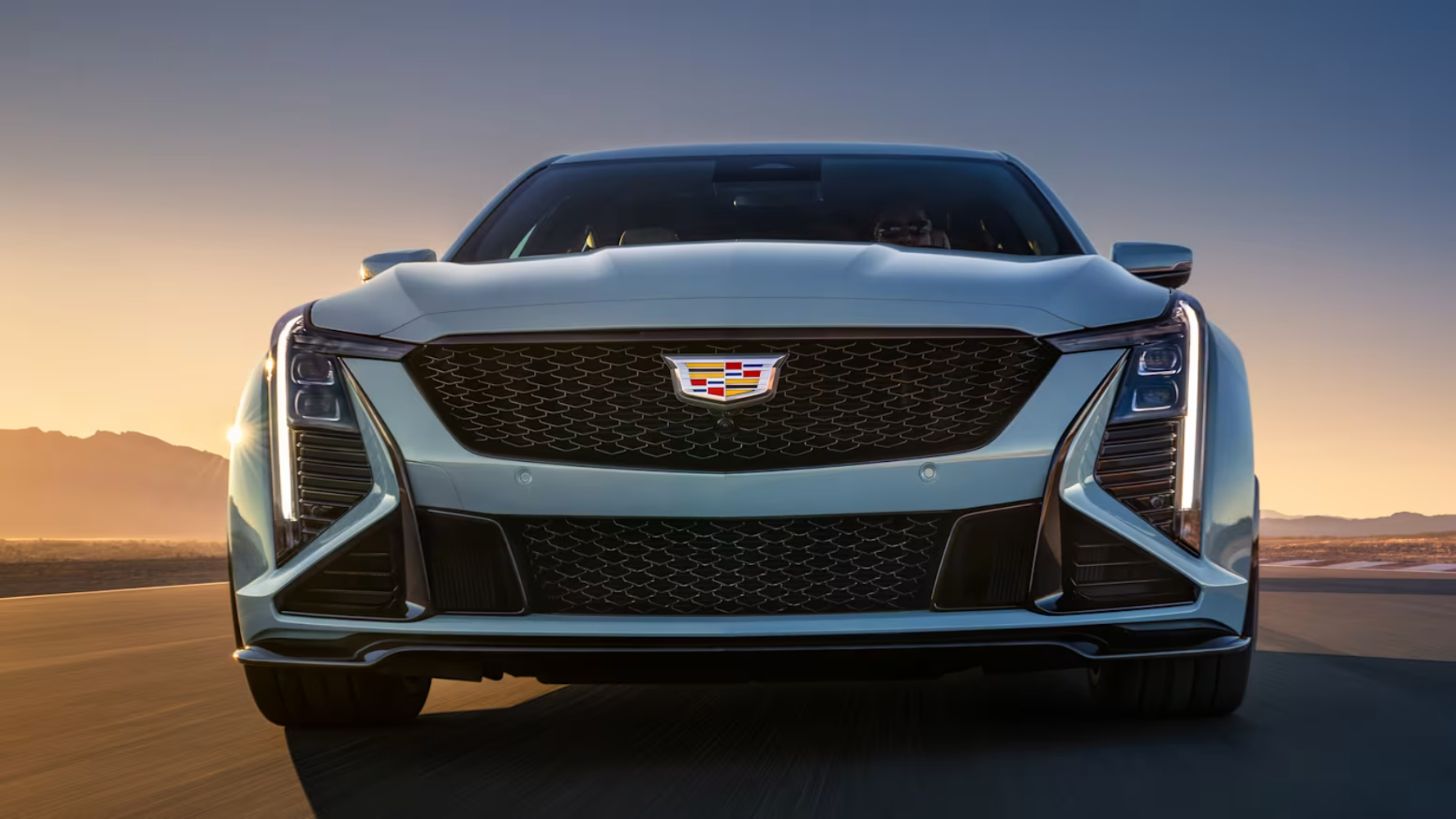 كاديلاك-ct5-v-المربع-نت-33