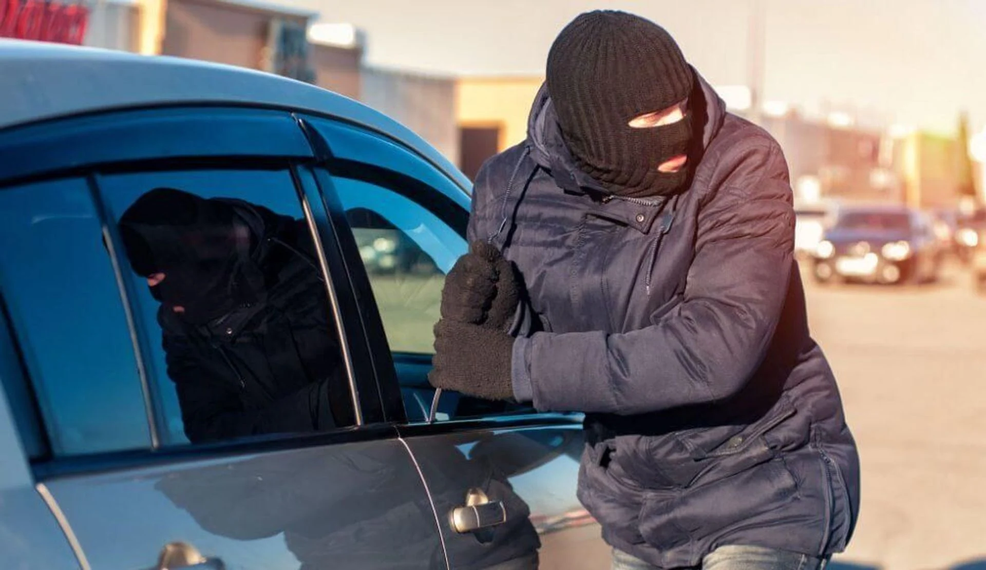 تويوتا تعزز حماية لاندكروزر وبرادو بعد ارتفاع غير مسبوق في معدل السرقات تويوتا تعزز حماية لاندكروزر وبرادو بعد ارتفاع غير مسبوق في معدل السرقات 2