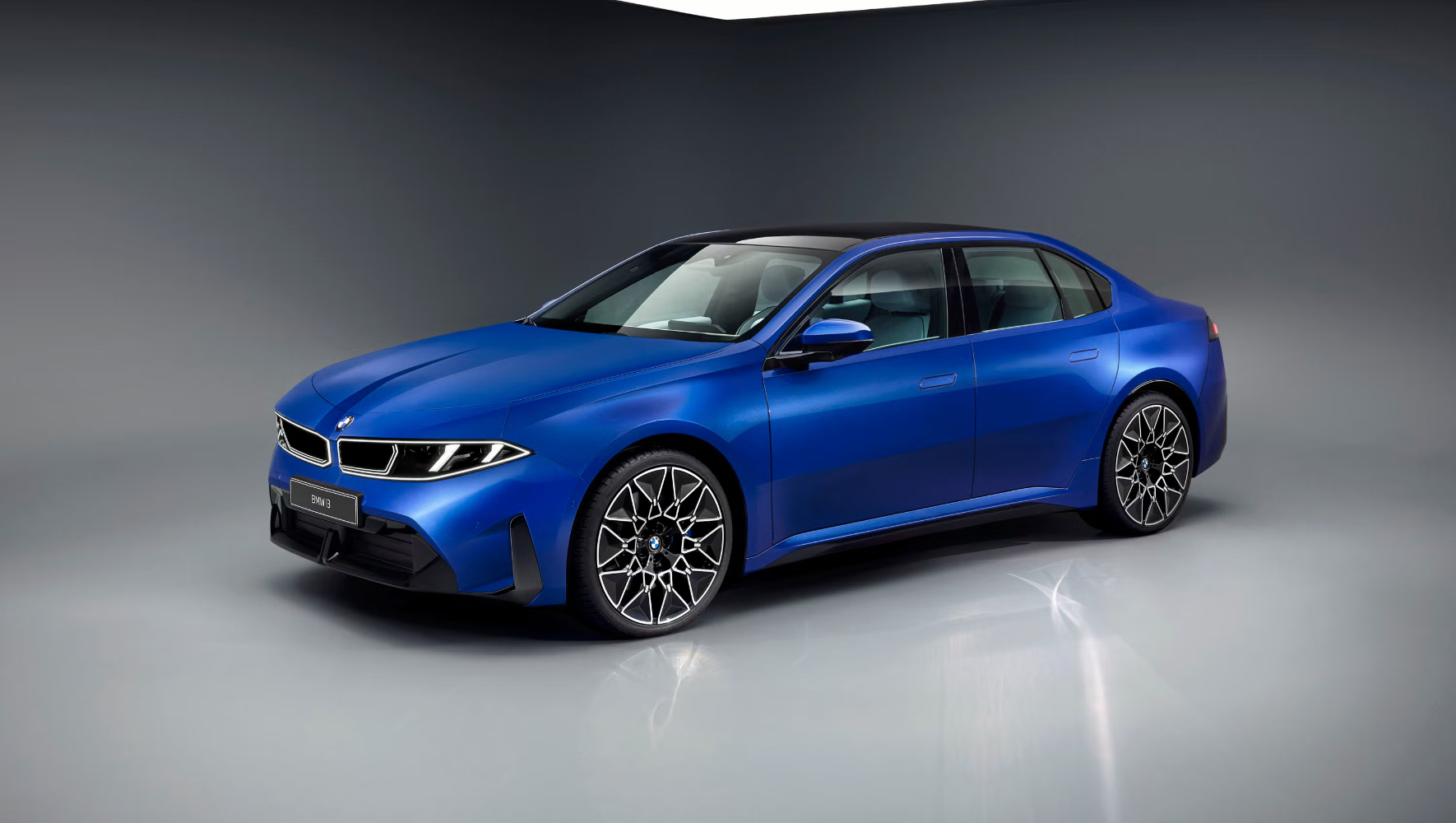 بي-ام-دابليو-i3-sedan-المربع-نت-26