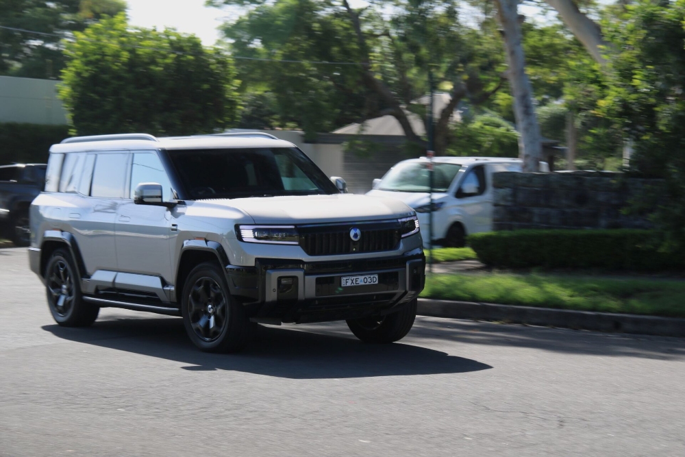 دينزا-b8-المربع-نت-3