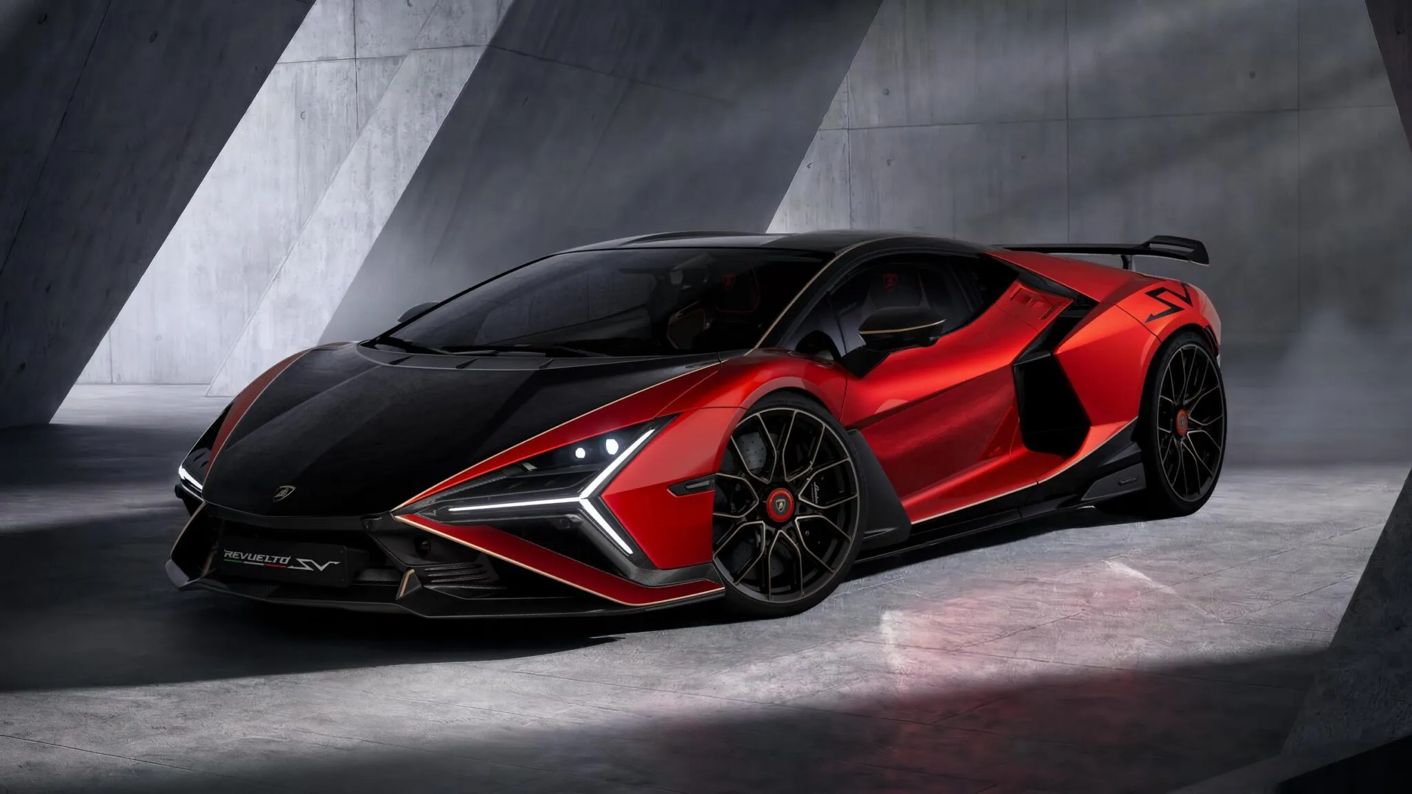 لامبورجيني ريفويلتو SV الجديدة هي أقوى وأسرع سيارة إنتاجية في تاريخ العلامة لامبورجيني ريفويلتو SV الجديدة هي أقوى وأسرع سيارة إنتاجية في تاريخ العلامة 5