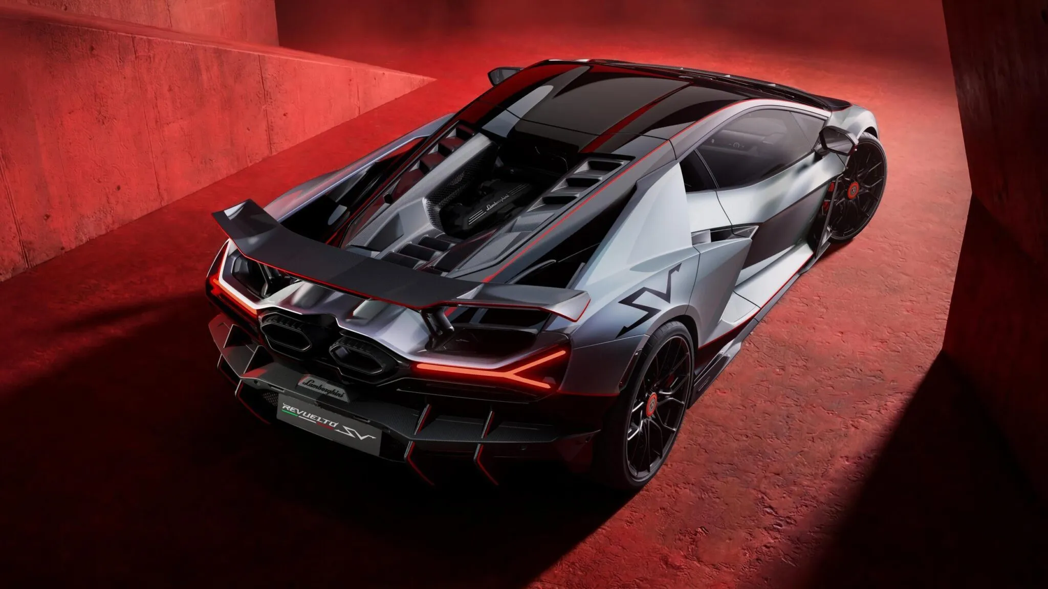 لامبورجيني ريفويلتو SV الجديدة هي أقوى وأسرع سيارة إنتاجية في تاريخ العلامة لامبورجيني ريفويلتو SV الجديدة هي أقوى وأسرع سيارة إنتاجية في تاريخ العلامة 1