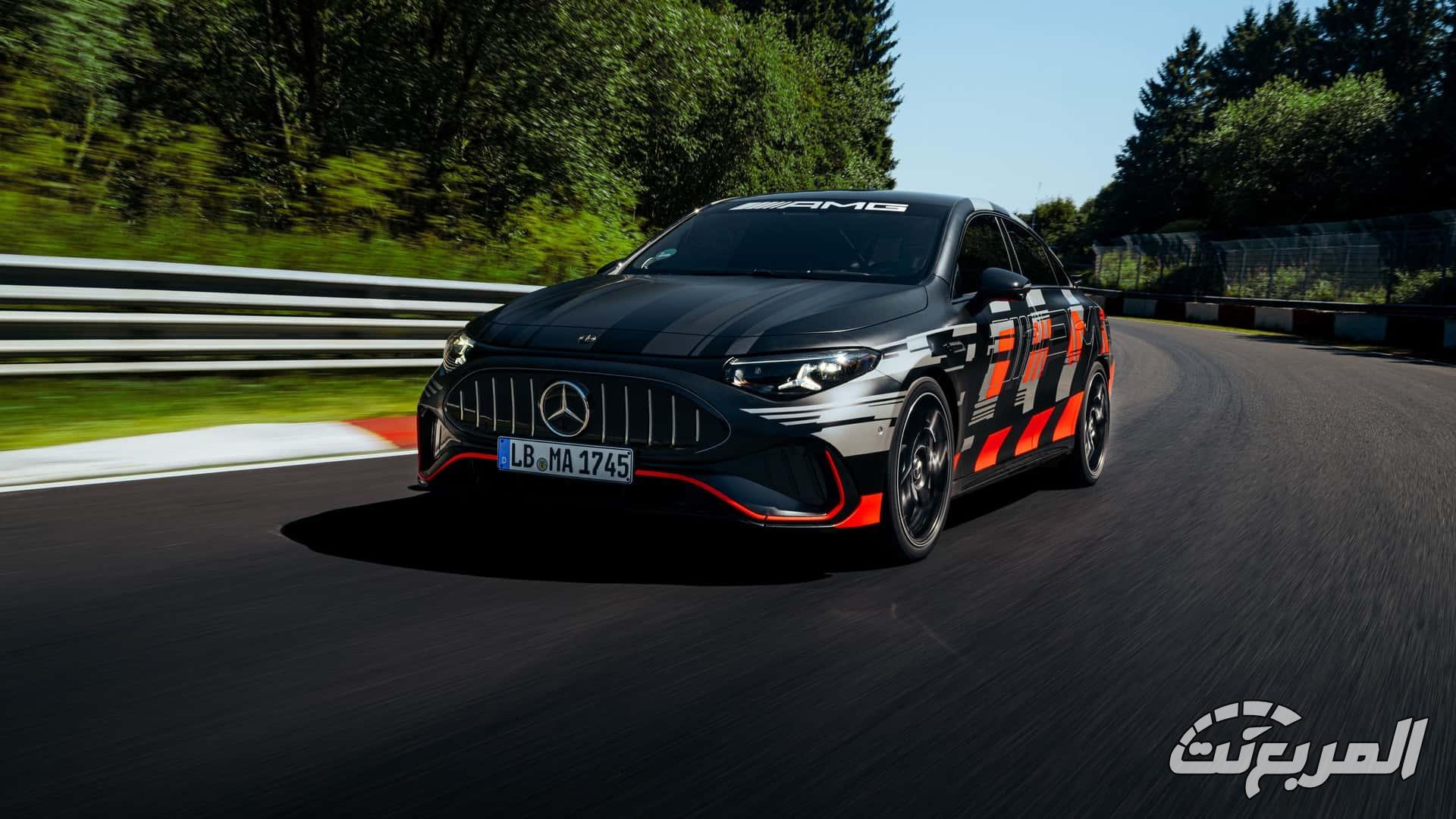 مرسيدس AMG CLA تكسر الرقم القياسي للسرعة على حلبة نوربورغرينغ مرسيدس AMG CLA تكسر الرقم القياسي للسرعة على حلبة نوربورغرينغ 1