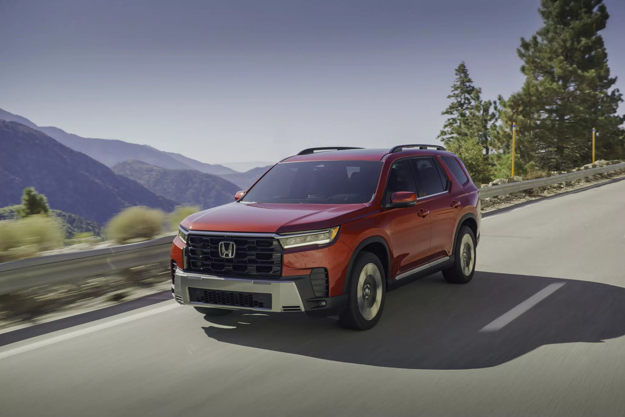 هوندا تدرس تطوير SUV عملاقة تتجاوز بايلوت وتقترب من 5.3 متر 1