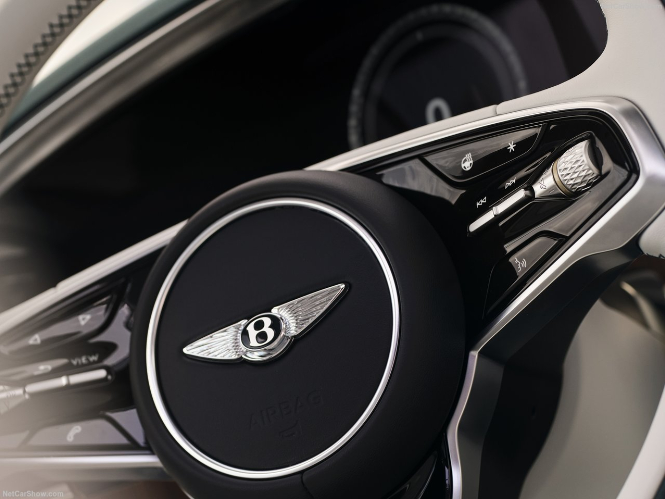 bentley-torcal-2028-1280-91c7b78b0549242f87863c01122ce9dbc9