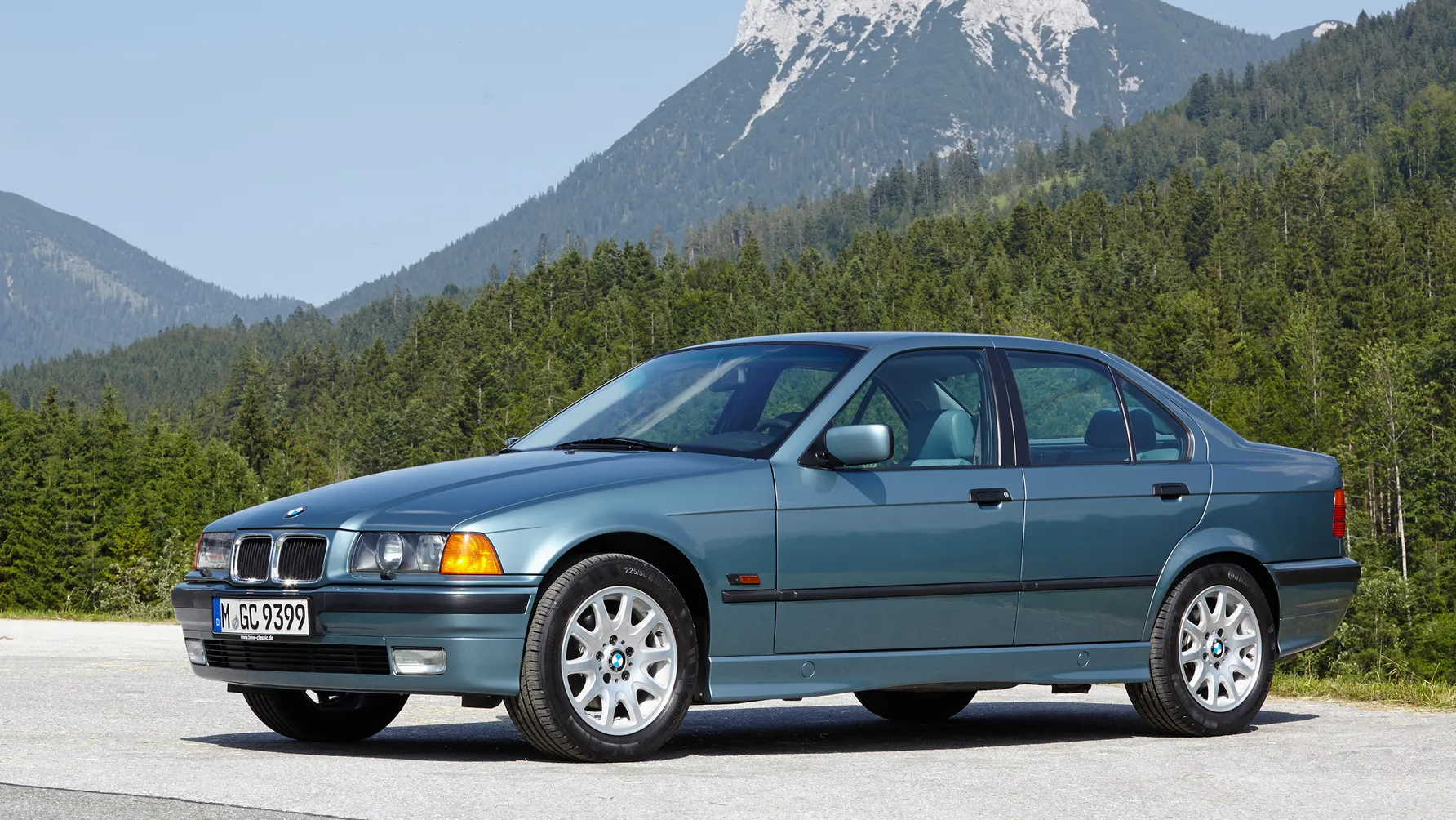 حكاية BMW الفئة الثالثة.. 7 أجيال في 50 عامًا صنعت أيقونة قبل ظهور الجيل الثامن 15