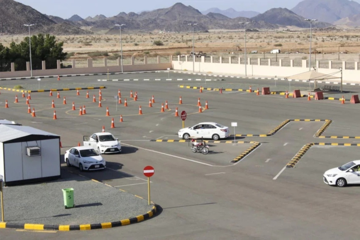 مدارس جديدة لتعليم القيادة