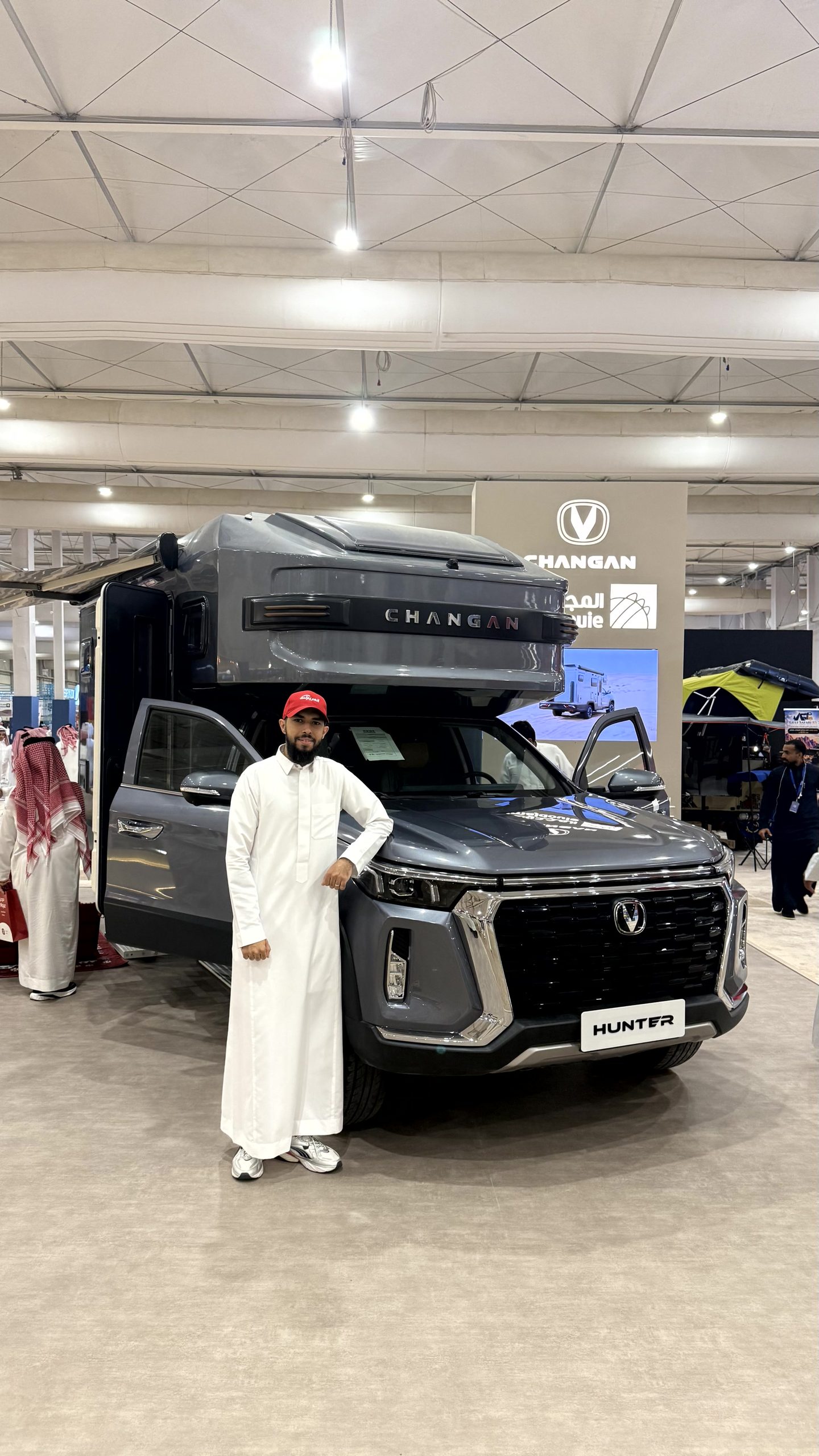 تغطية جناح شانجان وديبال بمعرض الصقور 2026… استعراض ديبال G318 وهنتر RV المخصصة للرحلات تغطية جناح شانجان وديبال بمعرض الصقور 2026… استعراض ديبال G318 وهنتر RV المخصصة للرحلات 3