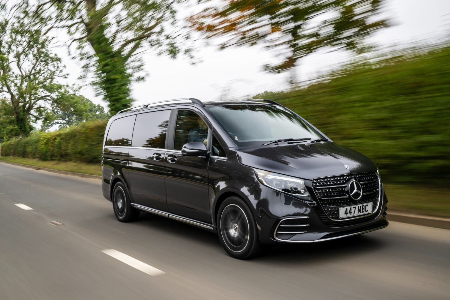مرسيدس-v-class-المربع-نت-72