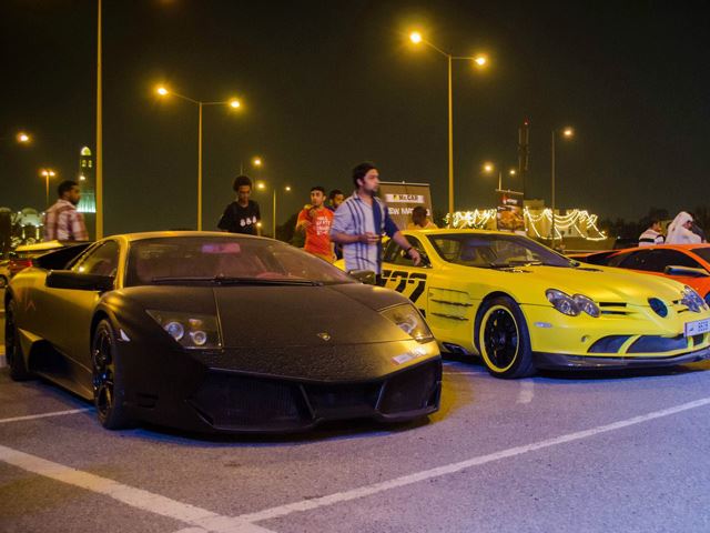 "بالصور" تجمع لافضل السيارات السوبركارز الاوروبية المذهلة فى العاصمة القطرية 3