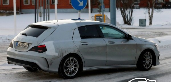صور تجسسية لسيارة مرسيدس Mercedes Takes CLA وهي تخضع للاختبار في السويد