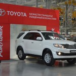 تويوتا تبدأ تصنيع فورتشنر سيارة الدفع الرباعي متعددة الاستخدامات في كازاخستان 7