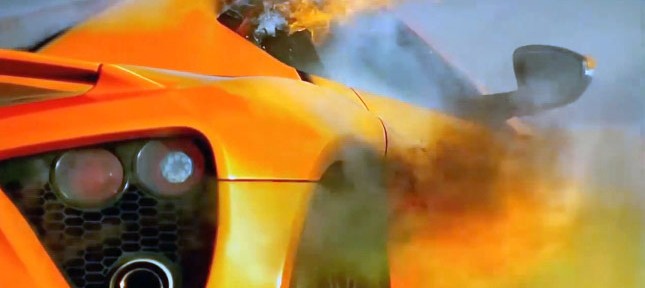 بالفيديو احتراق السيارة Zenvo ST1 اثناء اختبارها في برنامج توب جير