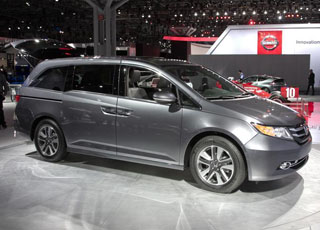 هوندا اوديسي 2014 “العائلية” الجديدة صور واسعار ومواصفات Honda Odyssey 2014