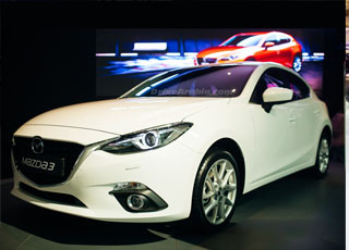 مازدا 3 2014 الجديدة تعرض نفسها صور واسعار ومواصفات Mazda 3 2014
