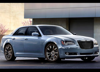 كرايسلر 300S 2014 الجديدة تأتي بتحديثات بسيطة على التصاميم مع ألوان داخلية جديدة Chrysler 2014