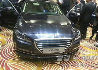 “بالصور” رسمياً تدشين هيونداي جينيسيس 2015 الجديدة كلياً من الداخل والخارج Hyundai Genesis