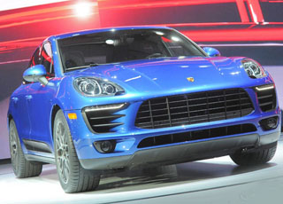 بورش ماكان 2015 SUV تظهر رسمياً “بالصور” للمرة الأولى خلال تدشينها Porsche Macan