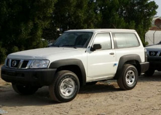 “بالصور” وصول شاص باترول 2014 وربع باترول الى وكالة العيسى في السعودية