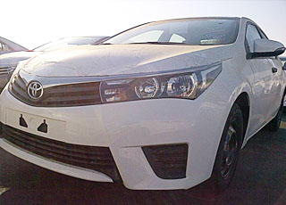 اسعار تويوتا كورولا 2014 + المواصفات بجميع الفئات لدى وكالة عبداللطيف جميل