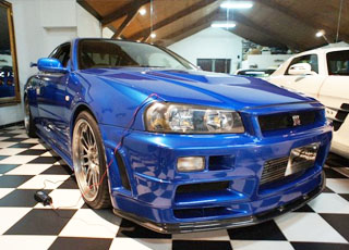 “بالفيديو” و”الصور” بيع سيارة الممثل الراحل بول ووكر مقابل 5 مليون ريال سعودي