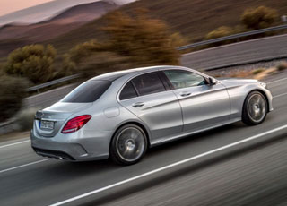 مرسيدس تضع معايير جديدة من التقنيات في فئة سي كلاس 2014 الجديدة