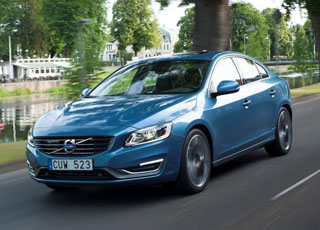 فولفو S60 / V60 / XC60 2015 مع المحرك الجديد E بالأربع أسطوانات Volvo 2015
