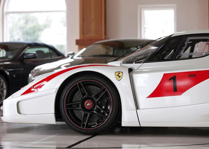 فيراري FXX Evoluzione تعرض نفسها للبيع بعد ان تربعت على عرش اسرع السيارات